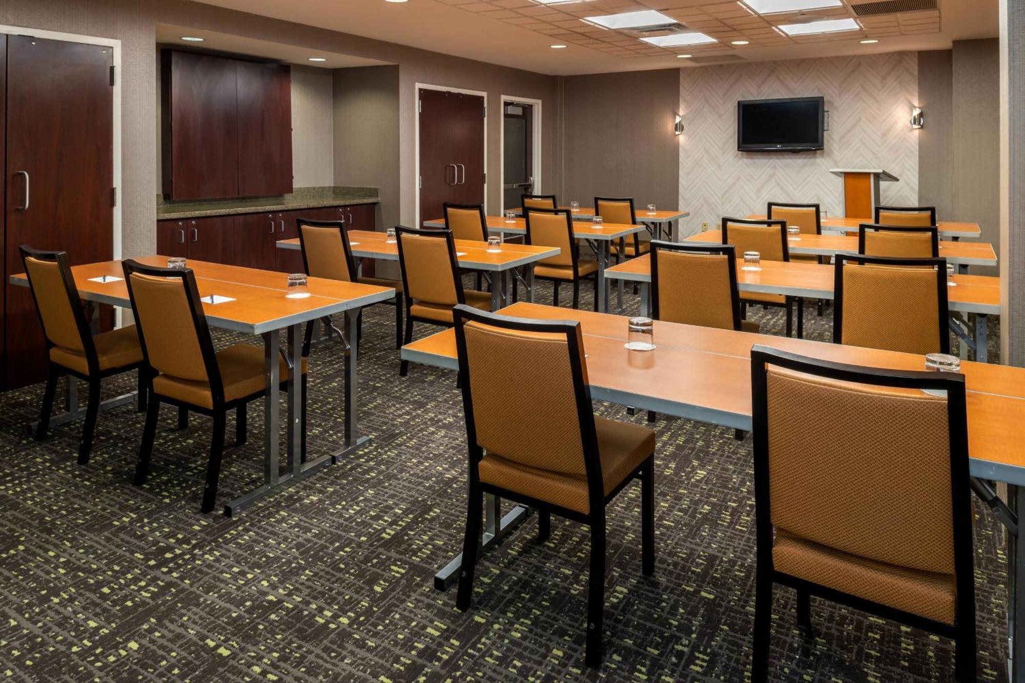 Springhill Suites By Marriott Pittsburgh North Shore Exterior foto