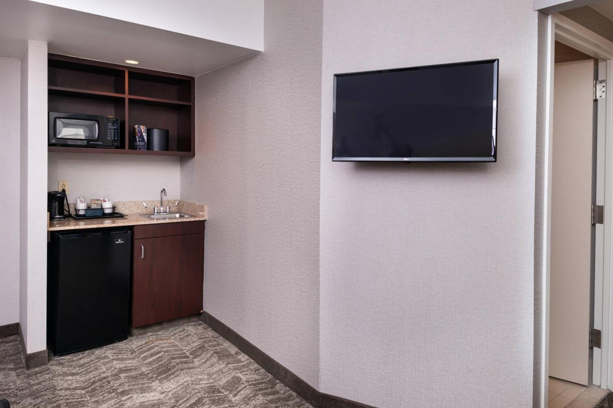 Springhill Suites By Marriott Pittsburgh North Shore Exterior foto