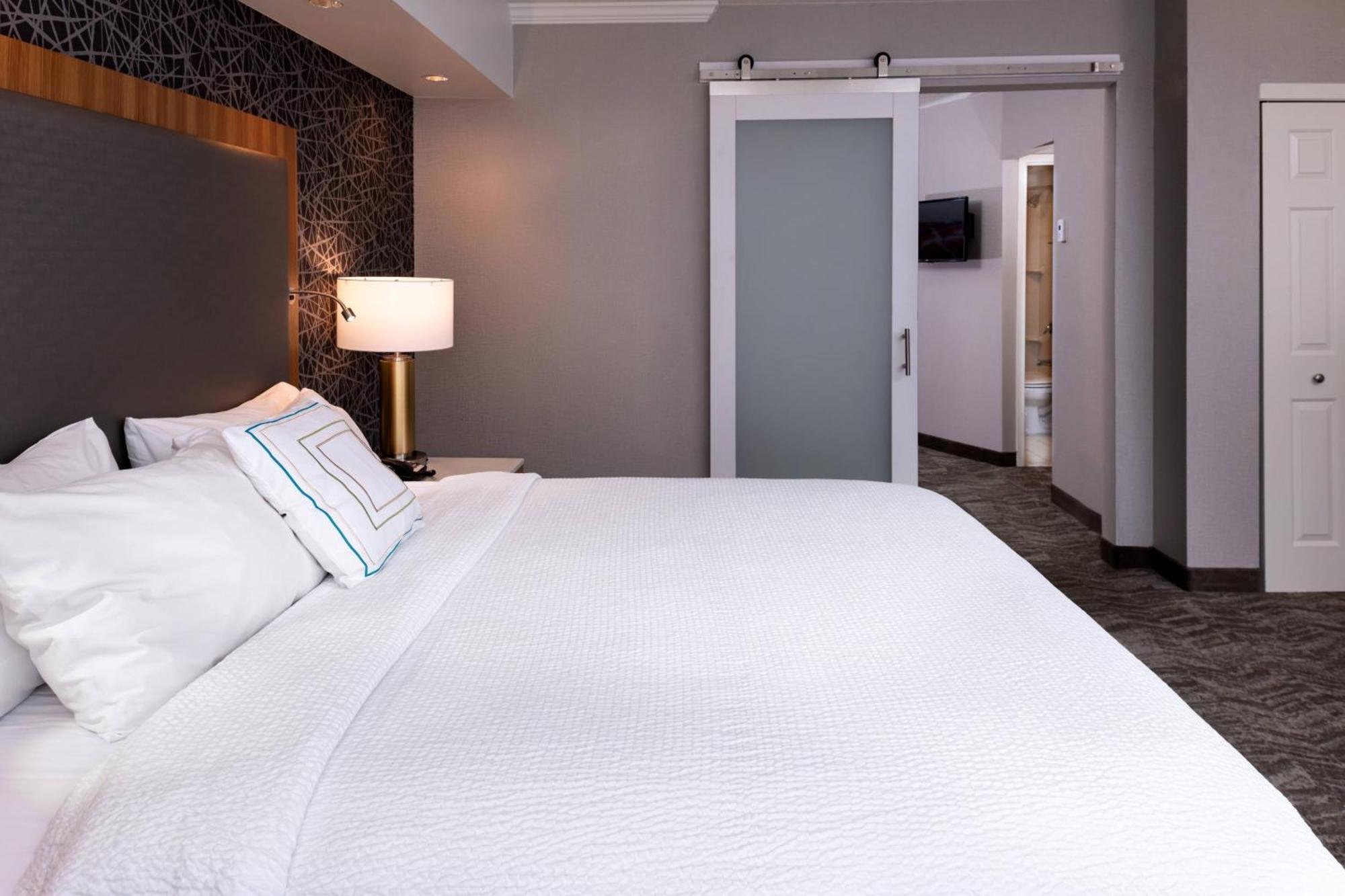 Springhill Suites By Marriott Pittsburgh North Shore Exterior foto